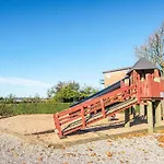 Apartament 4 Person On A In *