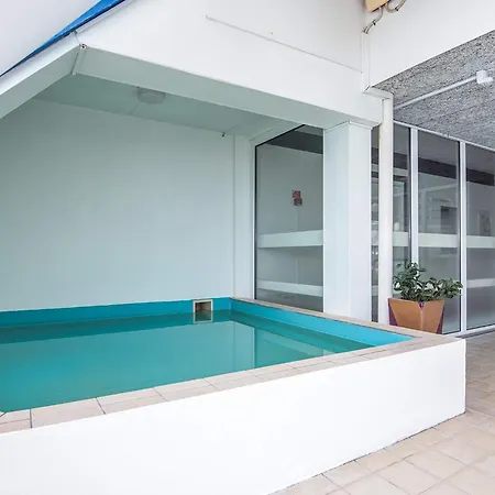 Apartment 4 Person On A In